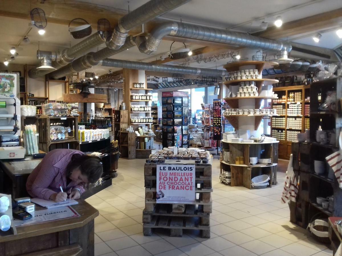 Le Studio Gallieni, Face Mer, Vous Accueille En Ete Comme En Hiver! ポミシェ エクステリア 写真